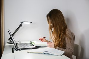 ŠMSM ragina dalyvauti papildomame priėmime: aukštosios mokyklos laukia būsimų inžinierių