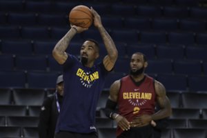 NBA čempionas grįš į NCAA pirmenybes, tačiau žais golfą