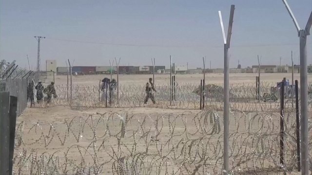 Talibanas artinasi prie Kabulo: dėl JAV pajėgų išvedimo baiminamasi pilietinio karo