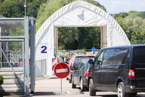 Dėl darbdavio reikalavimo kreipėsi į teisininką: atsakė, ar gali versti testuotis kasdien