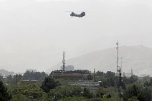 Talibanas įžengė į virtinę Kabulo rajonų „saugumo užtikrinimui“, perėmė prezidento rūmų kontrolę