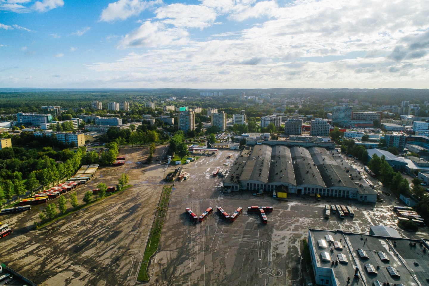 Vilniaus viešasis transportas skaičiuoja patyręs 3 mln. eurų nuostolį dėl pandemijos sumažinto keleivių srauto ir pabrangusių degalų.