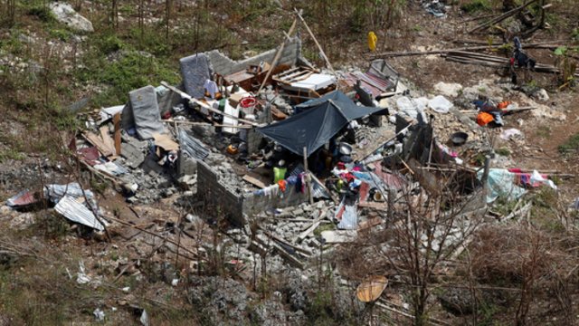 Haityje skaičiuojami žemės drebėjimo padariniai: žuvusieji skaičiuojami tūkstančiais