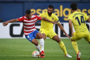 Ispanijos futbolo pirmenybėse „Villarreal“ ir „Granada“ išsiskyrė taikiai