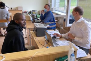 Atvėrė migrantų stovyklos Vydeniuose duris: tvyro įsitikinimas, kad Lietuva meluoja