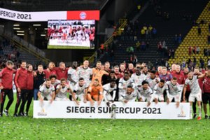 Papildė titulų kolekciją: du R. Lewandowskio įvarčiai garantavo „Bayern“ klubui Vokietijos supertaurę