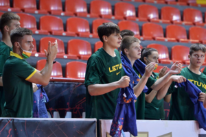 Lietuvos šešiolikmečių krepšinio rinktinė turėjo pripažinti benrdraamžių iš Prancūzijos pranašumą