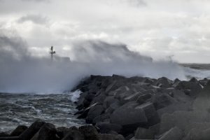 Laivyba Klaipėdos uoste vyksta, bet vis dar su apribojimais