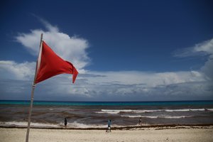 Meksika rengiasi artėjančiam uraganui „Grace“: atšaukiami skrydžiai, evakuojama dalis turistų