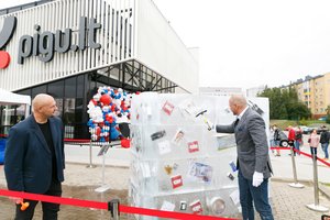 „Pigu.lt“ atidaro didžiausią parduotuvę Baltijos šalyse ir „drive-in“ prekių atsiėmimo punktą