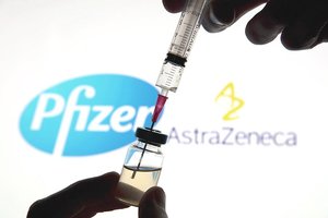 Tyrimas atskleidė: „Pfizer“ vakcinos veiksmingumas mažėja sparčiau nei „AstraZeneca“