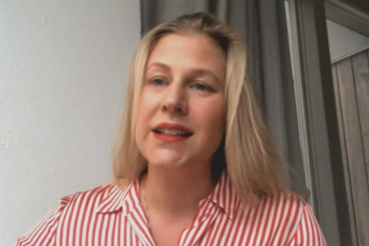 „Pagrindinis dalykas dabar – pritaikyti technologijas“, – kalbėjo K.Nemaniūtė-Gagė.<br> Laidos stop kadras.