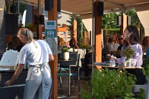 Barai pasakoja apie konfliktus dėl galimybių paso: atėjusiems nepatinka, kad jų neįleidžiame