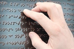 Braille’io rašto istorija: kaip vieno vaiko pastangos suteikė galimybę tobulėti daugybei žmonių