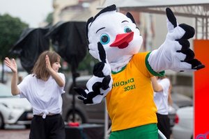 Pasaulio salės futbolo čempionato trofėjus šeštadienį spindės Teatro aikštėje Klaipėdoje