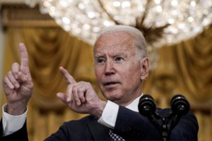 J. Bidenas: evakuacija iš Kabulo „viena sunkiausių“ per visą istoriją