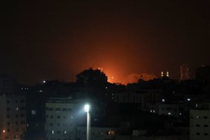 Po susirėmimų pasienyje Izraelis apšaudė Gazą