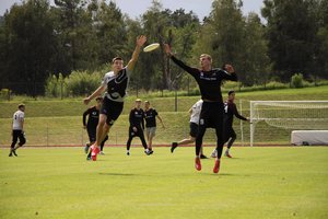 Lėkščiasvydyje ir toliau karaliauja „Vorai“