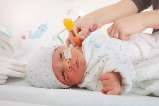 Tarptautinis tyrimas: gimimo vieta lemia, ar sunkų defektą turintis kūdikis išgyvens