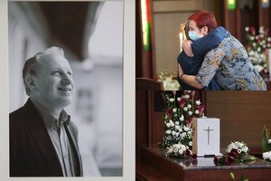 Sostinėje atsisveikinama su profesoriumi, žurnalistu Žygintu Pečiuliu