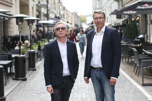 Tarp įtakingiausių žurnalistų – „Lietuvos ryto“ apžvalgininkas Vytautas Bruveris ir kiti žiniasklaidos grupės atstovai