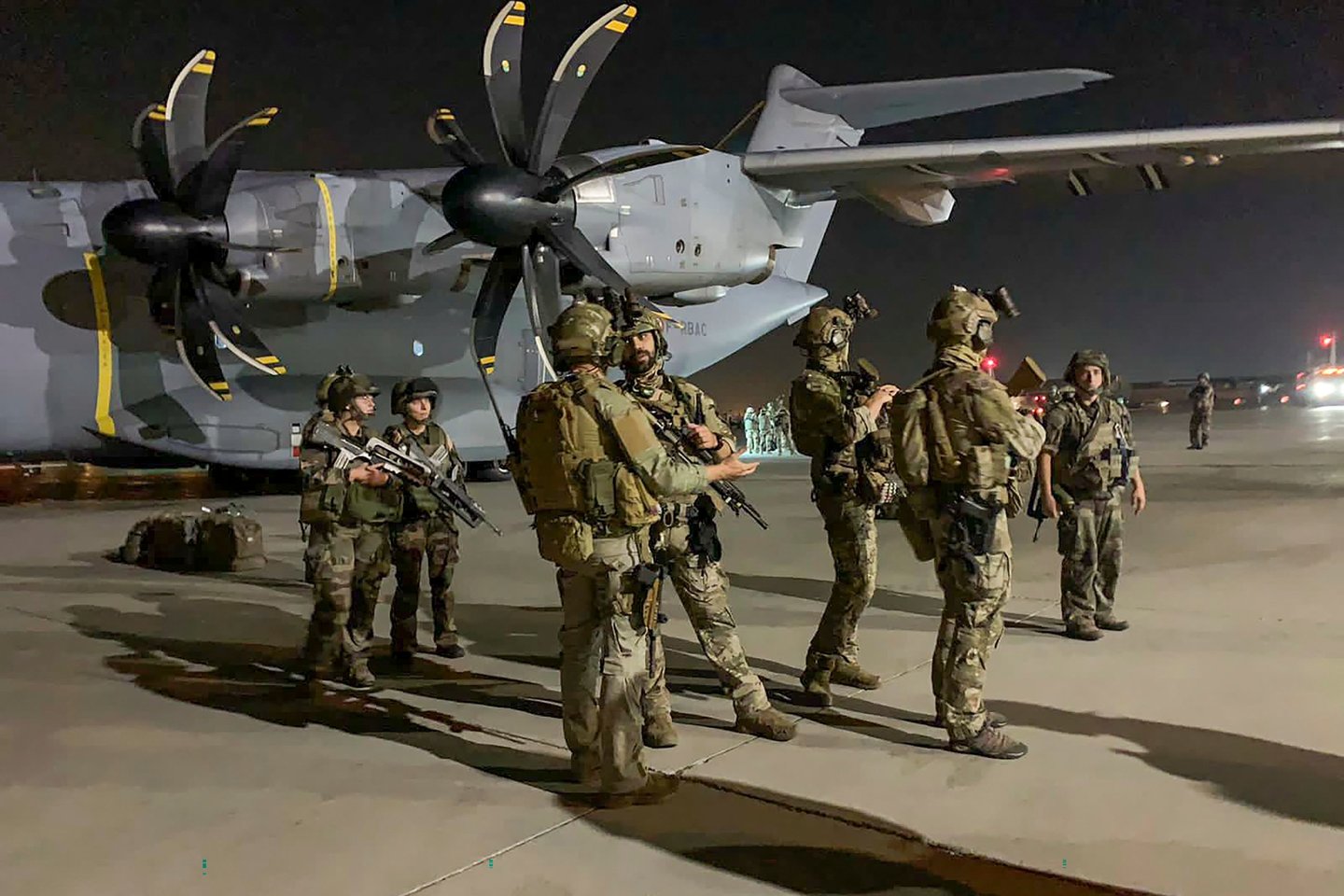 JAV pareigūnai sako, kad kariuomenės išvedimas turi prasidėti ne vėliau kaip penktadienį ir bus baigtas iki rugpjūčio 31 d.<br>AFP/Scanpix nuotr.