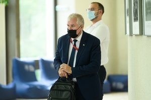 NATO į Lietuvą siunčia Kovos su hibridinėmis grėsmėmis paramos grupę