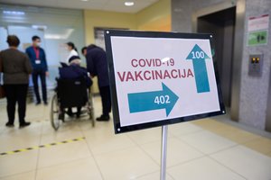 Lietuva vakcinų nuo COVID-19 yra rezervavusi trejiems metams 