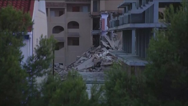 Siaubingas incidentas Ispanijoje: sugriuvus penkių aukštų pastatui, įstrigo mažiausiai du žmonės