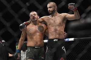 UFC: ar brazilas nutrauks įspūdingą kartvelo pergalių seriją?