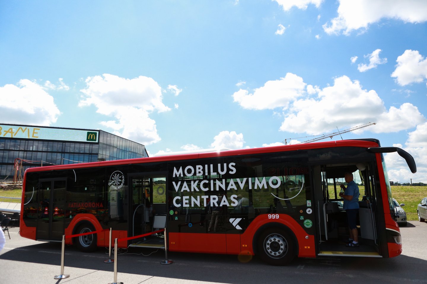 Visose amžiaus grupėse moksleivių vakcinacijos lygis pats didžiausias yra Vilniaus mokyklose.<br>G.Bitvinsko nuotr.