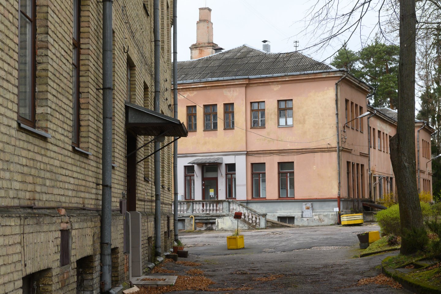 Intrigos neliko – oficialiai paskelbta, kad buvusią Vilniaus infekcinę ligoninę, pastaruoju metu vadintą bene gardžiausiu kąsneliu NT plėtotojams, pasiūliusi didžiausią kainą įsigijo bendrovė „Power Group Property“.<br>V.Skaraičio nuotr.