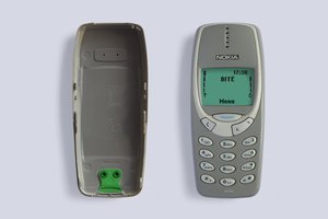 Kultinio „Nokia“ telefono dizaineris: tik akyliausi pastebi siurprizą, kurį palikome po dangteliu