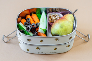 Ką dėti į užkandžių dėžutę vaikams? Formulė, kuri rytinį pasiruošimą palengvins visiems laikams