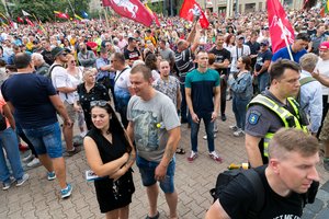 Įvertino protestuotojus: „gražus paveiksliukas ekranuose“ suveikia tik dabar, vėliau pasimatys tikrasis veidas