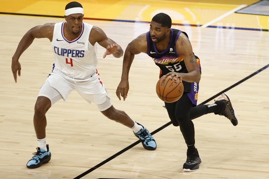 R. Rondo neliks „Grizzlies“ ekipoje – išsipirks savo sutartį