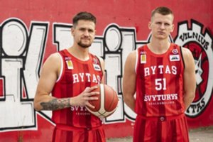 „Ryto“ komandos užkulisiai: žaidėjų kelionė iki Vilniaus, I. Buvos įspėjimas ir vakarienė 20-ame aukšte