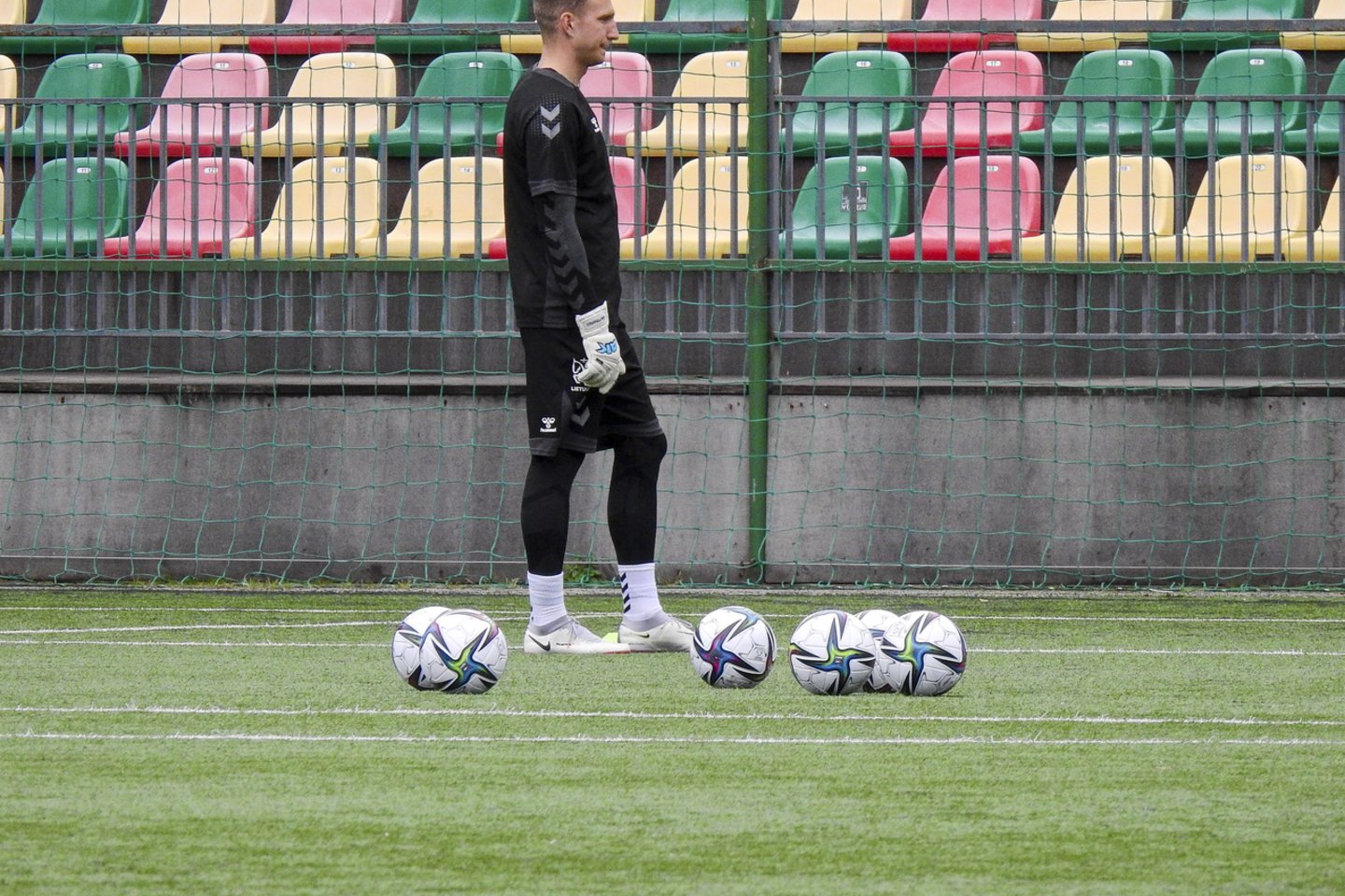  Lietuvos futbolo rinktinė pradėjo pasirengimą pasaulio čempionato atrankos mačams.<br> V.Ščiavinsko nuotr.