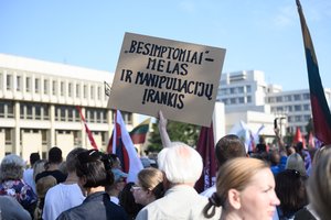 Draudimai – lazda su dviem galais. Oficialiai aiškinama, kad mitinguoti neleista net dėl kelių svarbių priežasčių