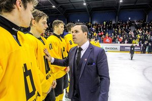 Kanadietis D. Boulangeris tęs darbus Lietuvos jaunimo ir jaunių ledo ritulio rinktinėse 