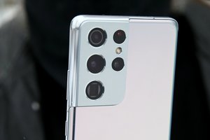 „Samsung“ ketina patobulinti flagmanų kameras: kitąmet išvysime ilgai lauktus pasikeitimus