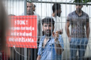 ES žada toliau remti Lietuvą, Latviją ir Lenkiją dėl migracijos iš Baltarusijos krizės