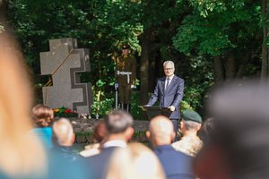 G. Nausėda: mūsų pareiga – rasti partizanų vado J. Lukšos-Daumanto palaikus