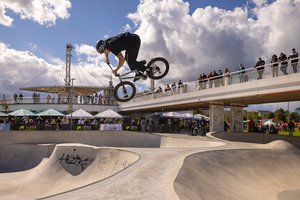 Vilniečių dėmesį kaustė ekstremalaus sporto varžybos