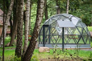 Kokiu nauju rūbu apsivilko seniausias miesto parkas, panevėžiečiai išvys, kai pradės kristi medžių lapai