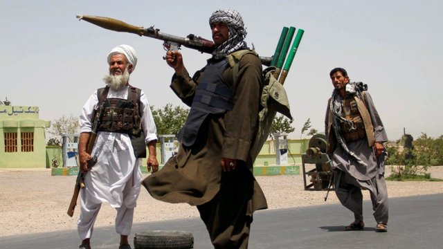 Afganistanui gresia humanitarinė krizė: talibai prašo Vokietijos atnaujinti pagalbą