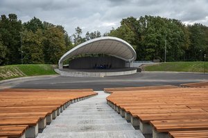 Šiauliečiai nuo šiol turės šiuolaikišką erdvę renginiams – tokios nėra visame regione