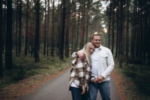 Viktorija ir Julius Mockos mini pirmąsias vestuvių metines: išėjo į žygį