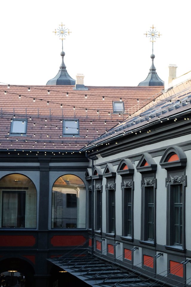 Vainių rūmų konversija „Senatorių pasažas“ Vilniuje – vienos seniausių Vilniaus Vainių giminės rūmų transformacija į gyvybingą senamiesčio kvartalą.<br>„Do Architects“ vizual. ir nuotr.