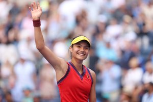 18-metės britės spindesys „US Open“ – tęsdama savo pasaką atsidūrė neeiliniame sąraše